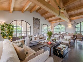 Villa Orentano Caratteristiche 67