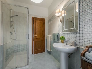 Villa Orentano Caratteristiche 92