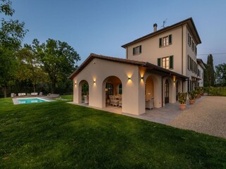 Villa Orentano Registrazione all'aperto 11