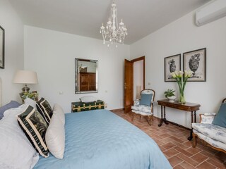 Villa Orentano Caratteristiche 73