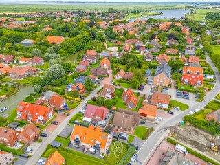 nur wenige hundert Meter vom Ortskern