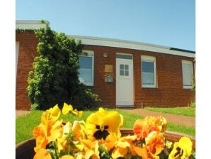 Bungalow mit Garten in Dornumersiel