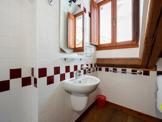 Apartment Cantoira Ausstattung 12