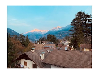 Blick aus Schlafzimmer -1 -Morgenröte