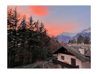 Blick aus Schlafzimmer-1-Sonnenuntergang