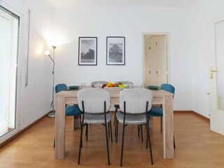 Apartamento Roses Características 18