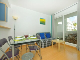 Apartamento Roses Características 15