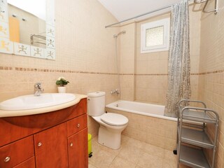 Apartment Roses Features 18