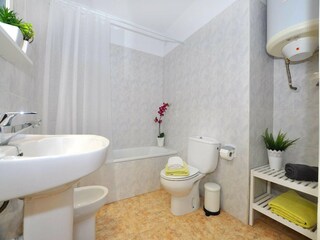 Apartamento Roses Características 9