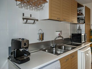 Apartamento Roses Características 12