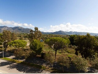 Apartment Roses Outdoor Recording 9