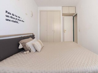 Apartment Roses Features 19