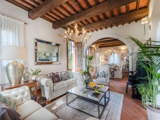 Villa Castelfiorentino Características 45