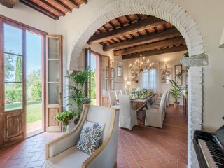 Villa Castelfiorentino Características 59