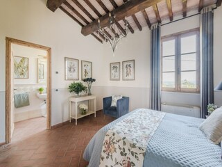 Villa Castelfiorentino Características 69