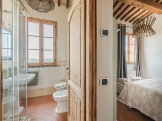 Villa Castelfiorentino Características 94