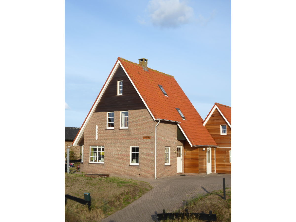 Holiday House Almroosje Bergen Aan Zee Mrs Marie Von Korff