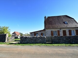 Ferienhaus Alvignac Außenaufnahme 13