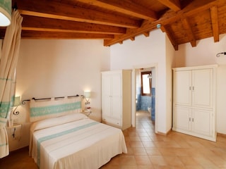 Holiday house Vignola Mare Features 12