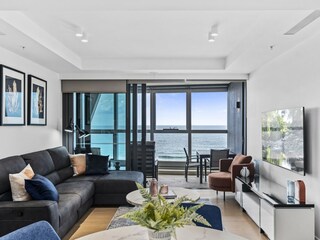 Apartment Broadbeach Features 25