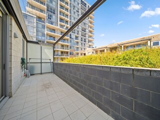 Apartment Welt Outdoor Recording 7