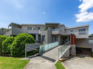 Apartment Welt Features 18