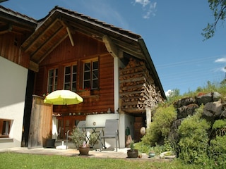 Ferienhaus Frutigen Außenaufnahme 3