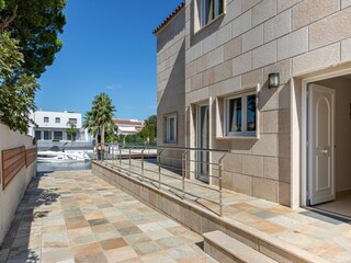 Villa Empuriabrava Buitenaudio-opname 3