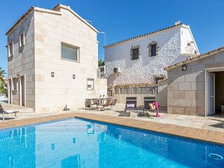 Villa Empuriabrava Buitenaudio-opname 4
