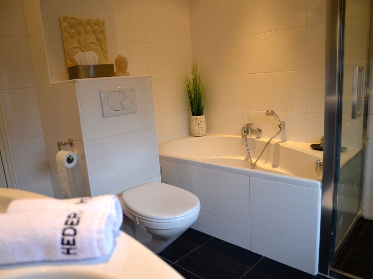 Badezimmer 2 Villa Hedera