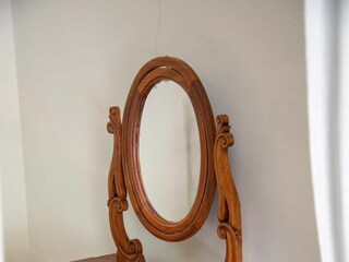 particular of the furnishing