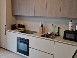 equiped kitchen