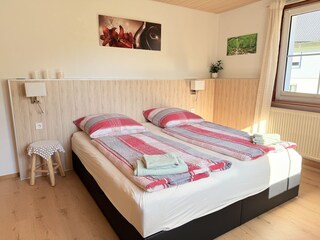 Doppelzimmer mit Infrarotsauna in Hochparterre