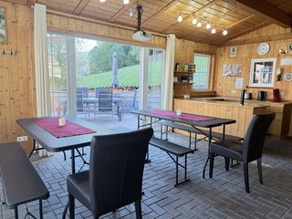 Sommer Freizeitoase mit Heimkino und Sommerküche