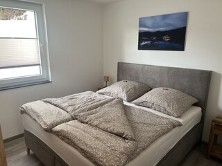 Schlafzimmer 2