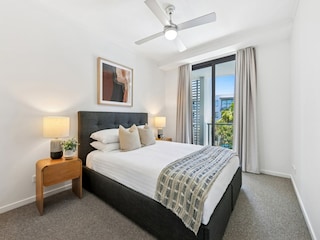 Apartment Broadbeach Features 26