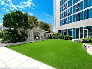 Apartment Broadbeach Outdoor Recording 9