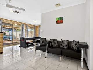 Apartment Welt Features 19