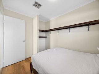 Apartment Welt Features 37