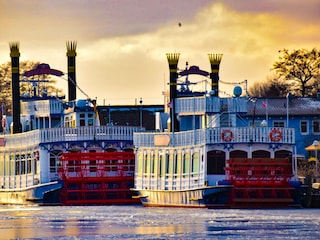 Dampferfahrten vom Zingster Hafen