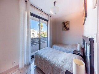 Apartment Cannes Features 12