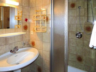 Apartment Uderns Features 30