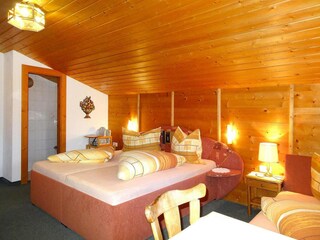 Apartment Uderns Ausstattung 13