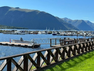 Apartment Eresfjord Außenaufnahme 3