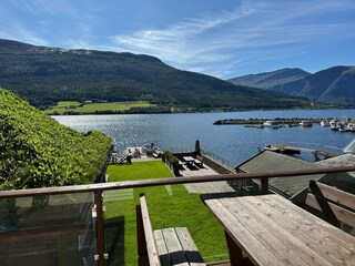 Apartment Eresfjord Außenaufnahme 7