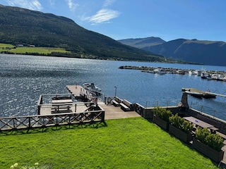 Apartment Eresfjord Außenaufnahme 6