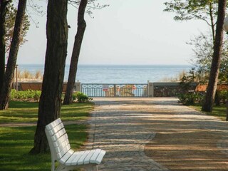 Weg zum Strand direkt gegenüber