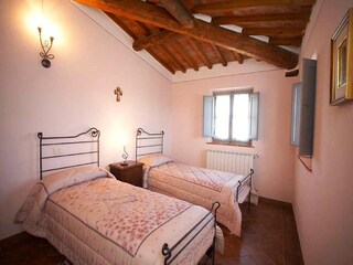 Castello Foiano della Chiana Caratteristiche 12