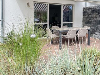 Gartenmöbel und Markise