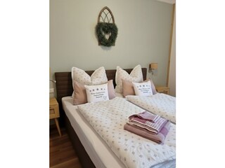 Schlafzimmer: Motorisches Boxspringbett für besten Komf